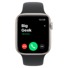 Часы Apple Watch SE 3, 44 мм, алюминий цвета «сияющая звезда», ремешок Sport Band чёрного цвета (2025)