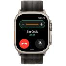 Часы Apple Watch Ultra, 49 мм, титан светлого цвета, ремешок Trail цвета «чёрный/серый»