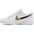Женские кроссовки Nike Dunk Low SE (DD7099-100) - фото 2