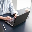 Гибридный чехол-накладка Spigen Urban Fit для MacBook Pro 14 дюймов (2021 и новее) - фото 11