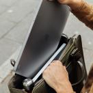 Портфель Moshi Urbana Navi Briefcase - фото 12