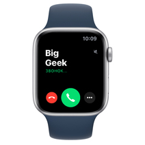 Apple Watch SE GPS, 44mm, корпус из алюминия серебристого цвета, спортивный ремешок цвета «синий омут» (2020)