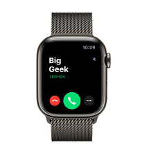 Apple Watch Series 7 GPS + Cellular, 41mm, корпус из стали цвета «графит», миланский сетчатый браслет (Milanese Loop) цвета «графит»