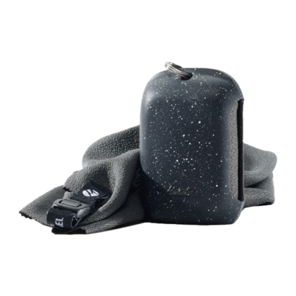 Дорожное полотенце-брелок Matador NanoDry Trek Towel (39x39 см)