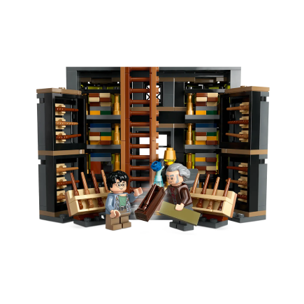 Конструктор — «Лавка Олливандера» и «Мантии на все случаи жизни» LEGO Harry Potter (#76439) - фото 2