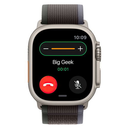 Apple Watch Ultra 2, 49мм, корпус из титана, ремешок Trail цвета «синий/чёрный»