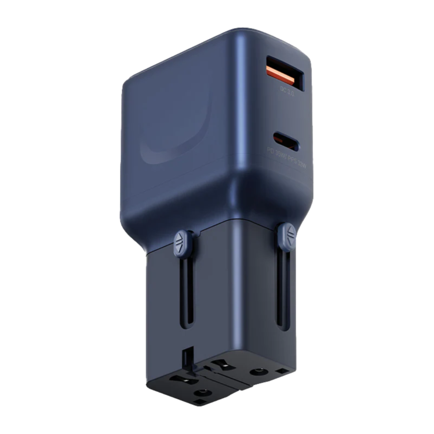 Универсальное сетевое зарядное устройство Energea TravelGo Adapter 35 мощностью 35 Вт (USB-C, USB-A)