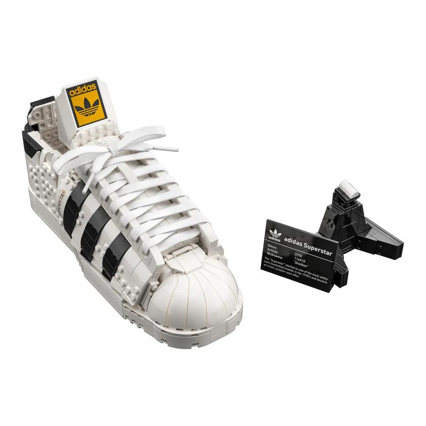 Кроссовок adidas Originals Superstar LEGO (#10282)