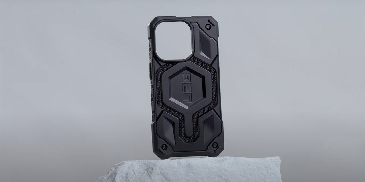 Защитный чехол с поддержкой MagSafe UAG Monarch Pro Kevlar для iPhone 13 и  14